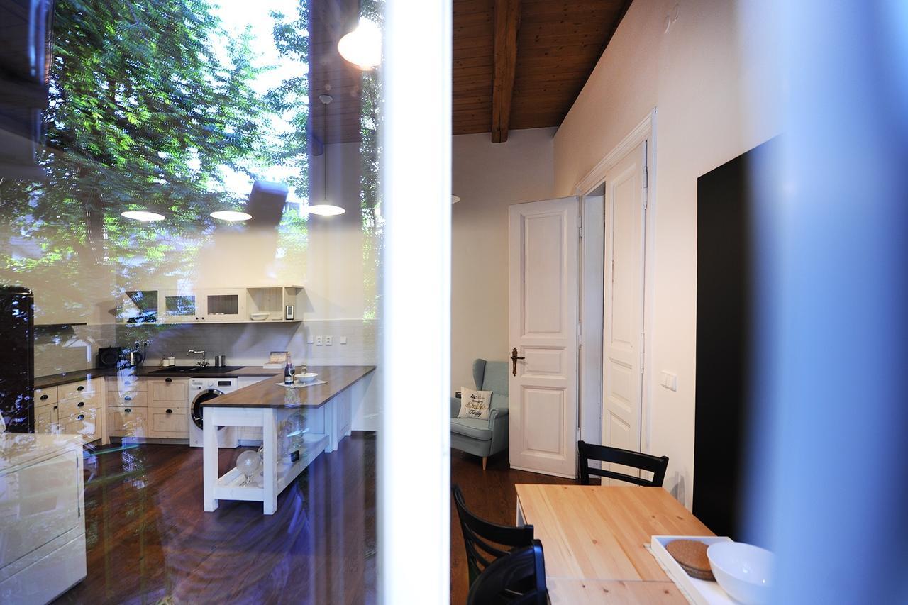 Apartmany Palackeho โกชิเซ ภายนอก รูปภาพ